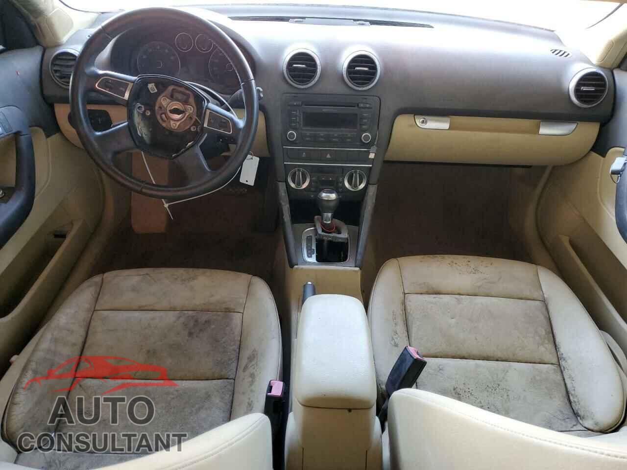 AUDI A3 2013 - WAUBEAFM2DA021598