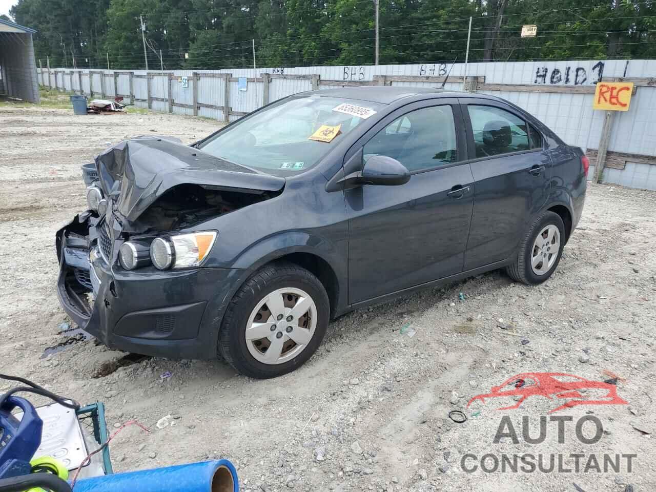 CHEVROLET SONIC 2014 - 1G1JA5SH1E4181751