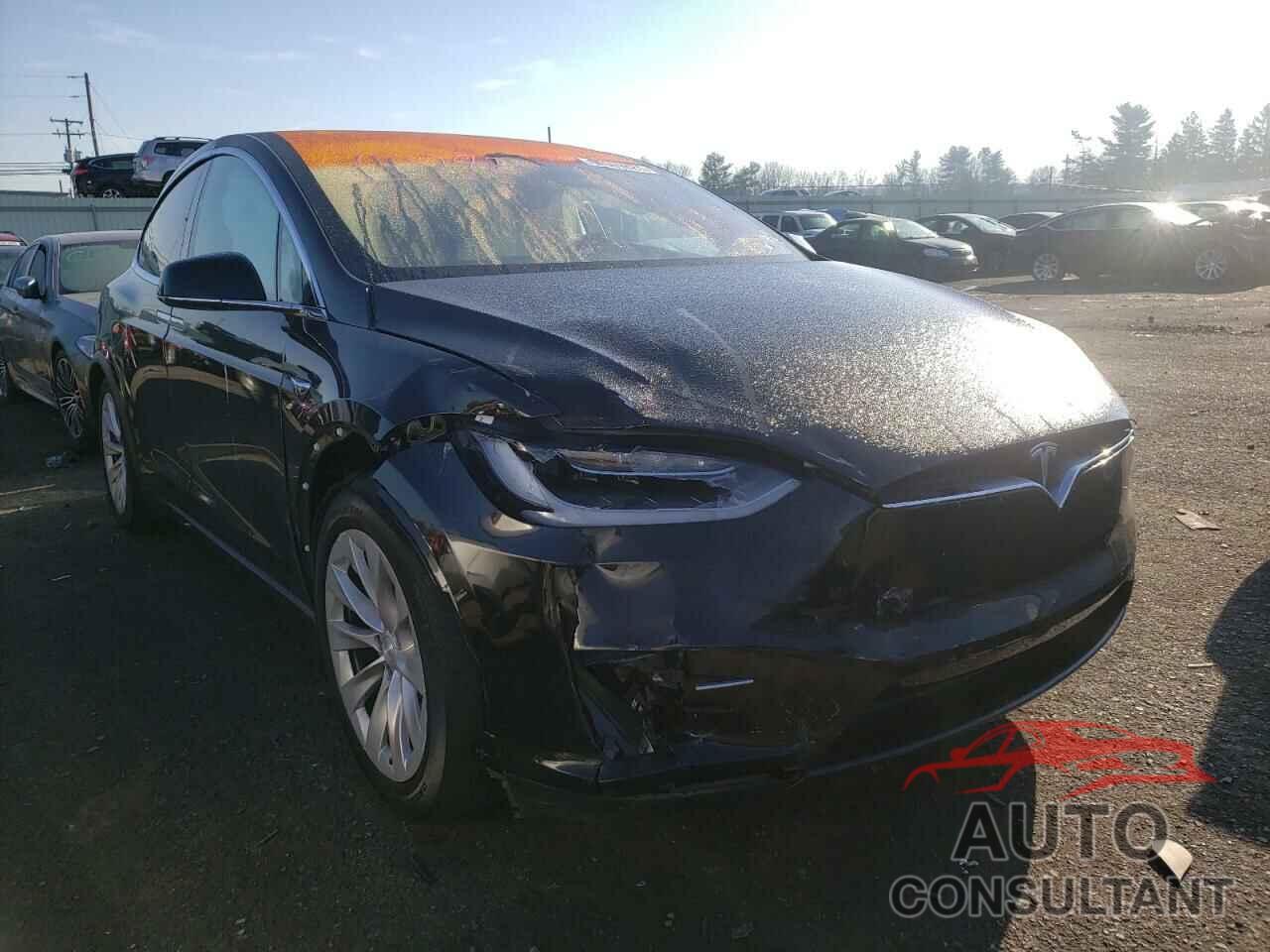 TESLA MODEL X 2018 - 5YJXCDE23JF100121