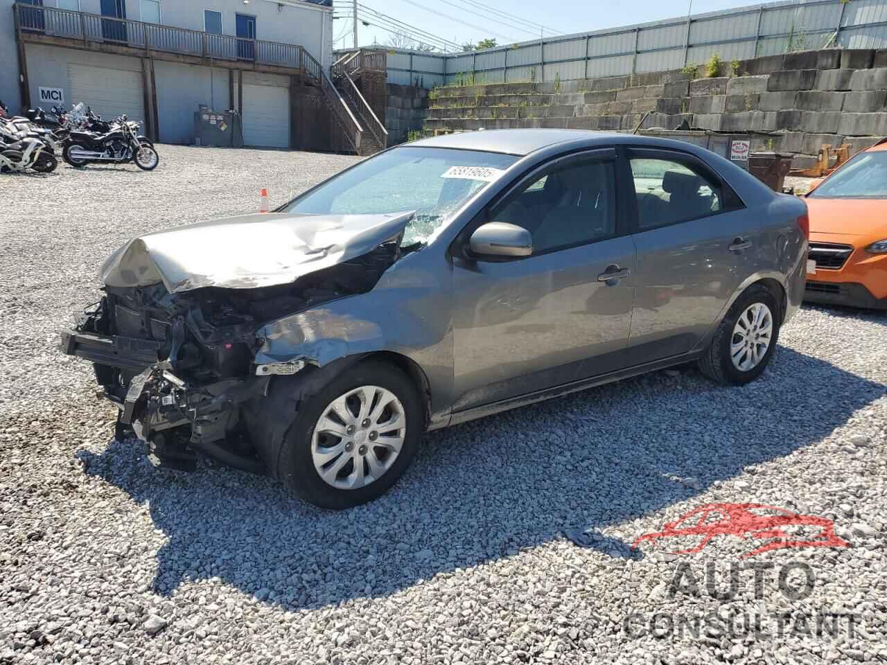 KIA FORTE 2011 - KNAFU4A25B5369025