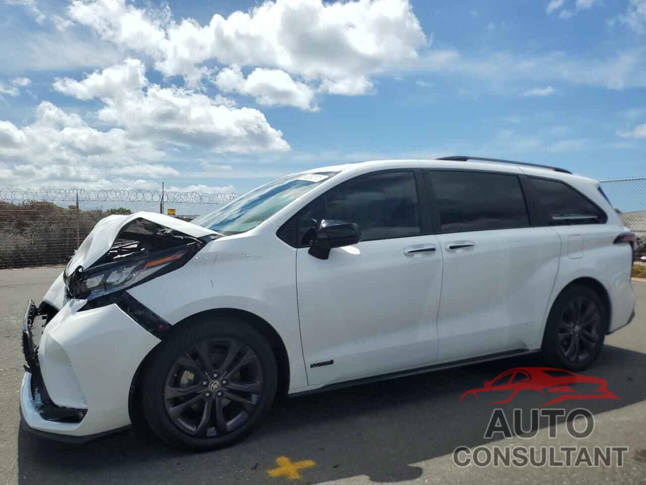 TOYOTA SIENNA 2021 - 5TDDRKEC3MS053753