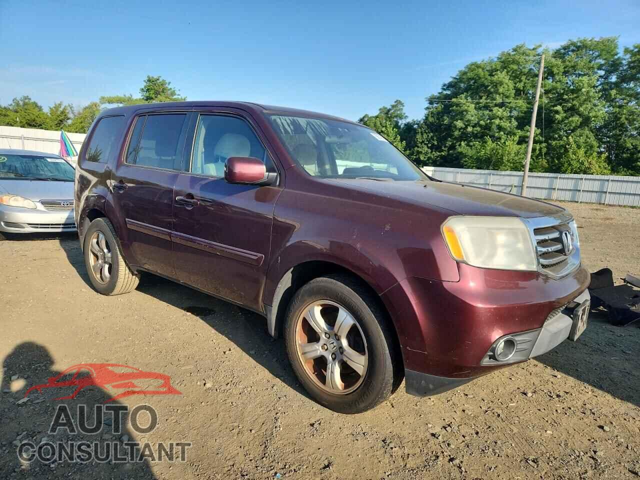 HONDA PILOT 2013 - 5FNYF4H49DB079028