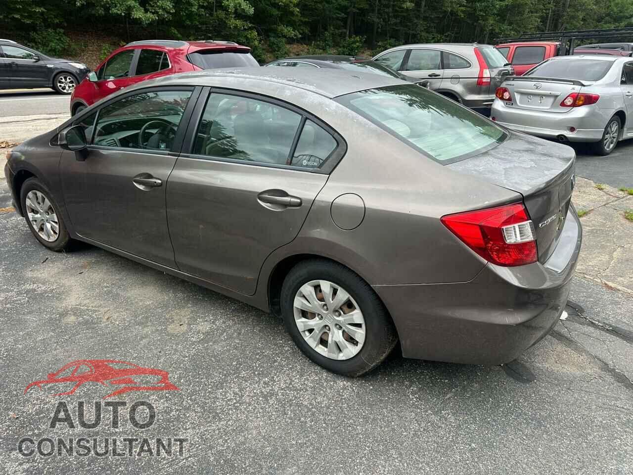 HONDA CIVIC 2012 - 2HGFB2F52CH527932