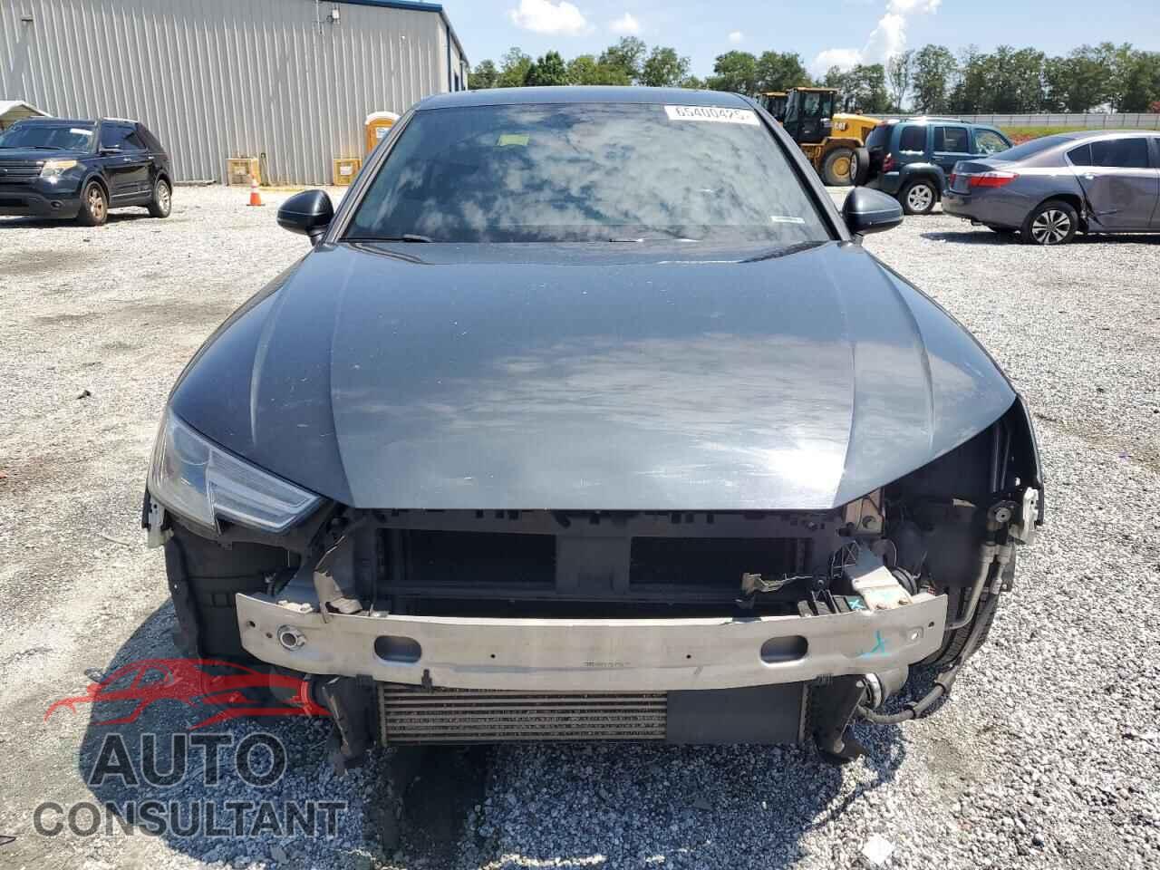 AUDI A4 2018 - WAUNNAF41JA022427