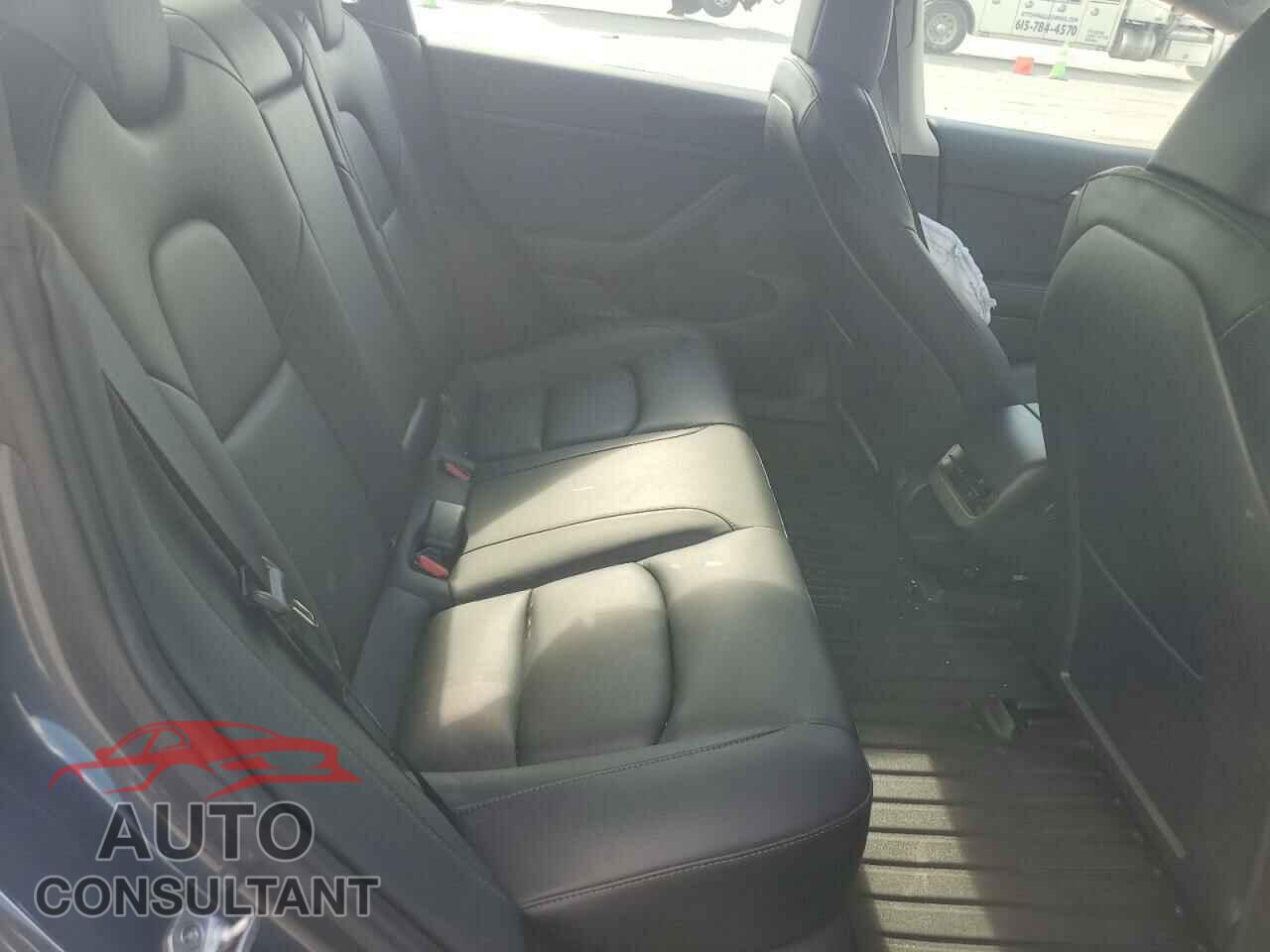 TESLA MODEL 3 2022 - 5YJ3E1EA7NF313156