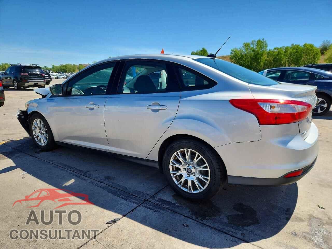 FORD FOCUS 2012 - 1FAHP3F21CL424675