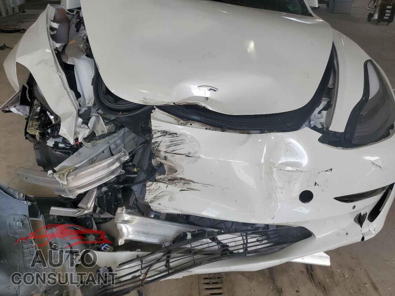 TESLA MODEL 3 2021 - 5YJ3E1EA8MF045555