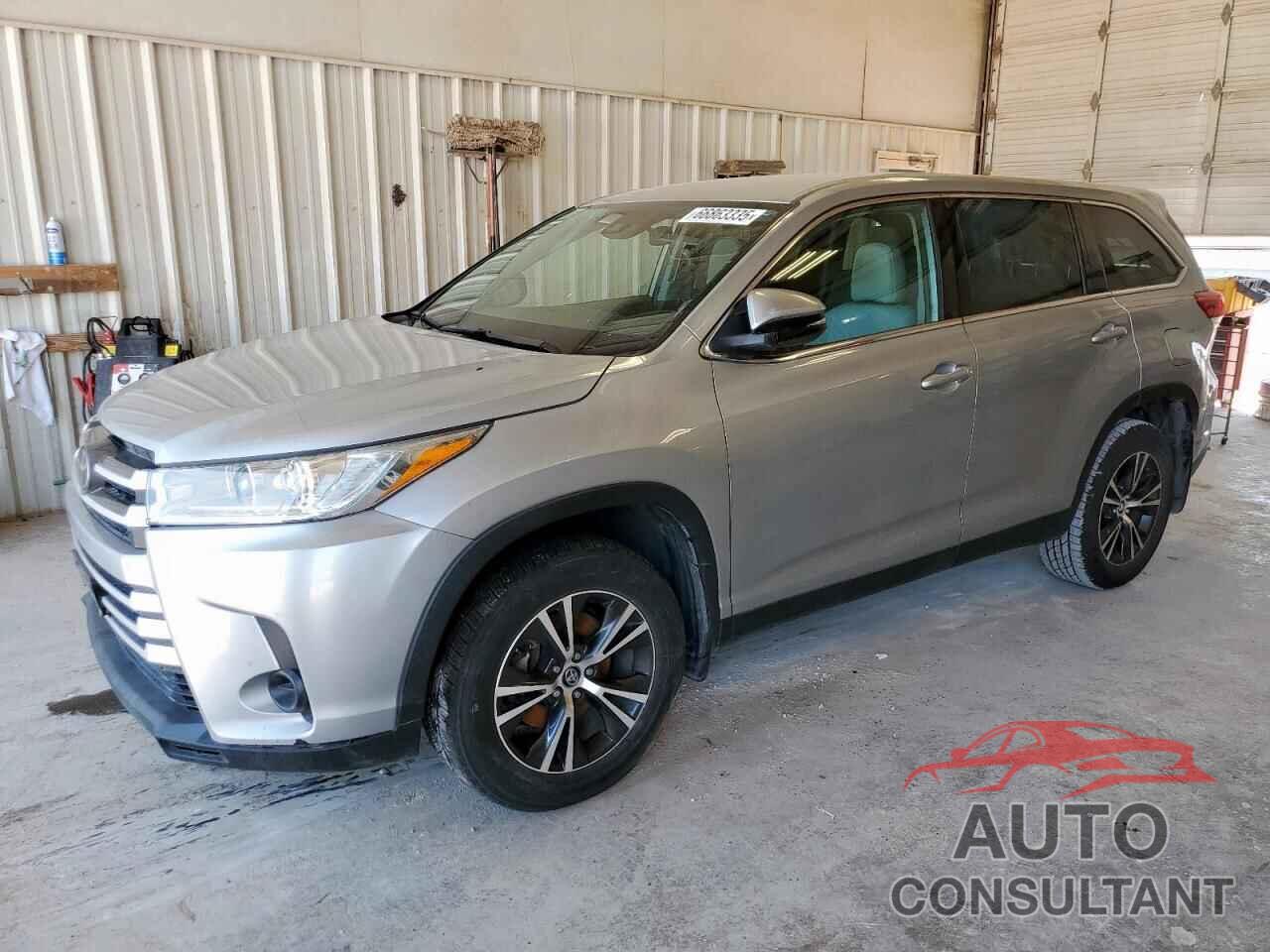 TOYOTA HIGHLANDER 2019 - 5TDZARFH9KS043578