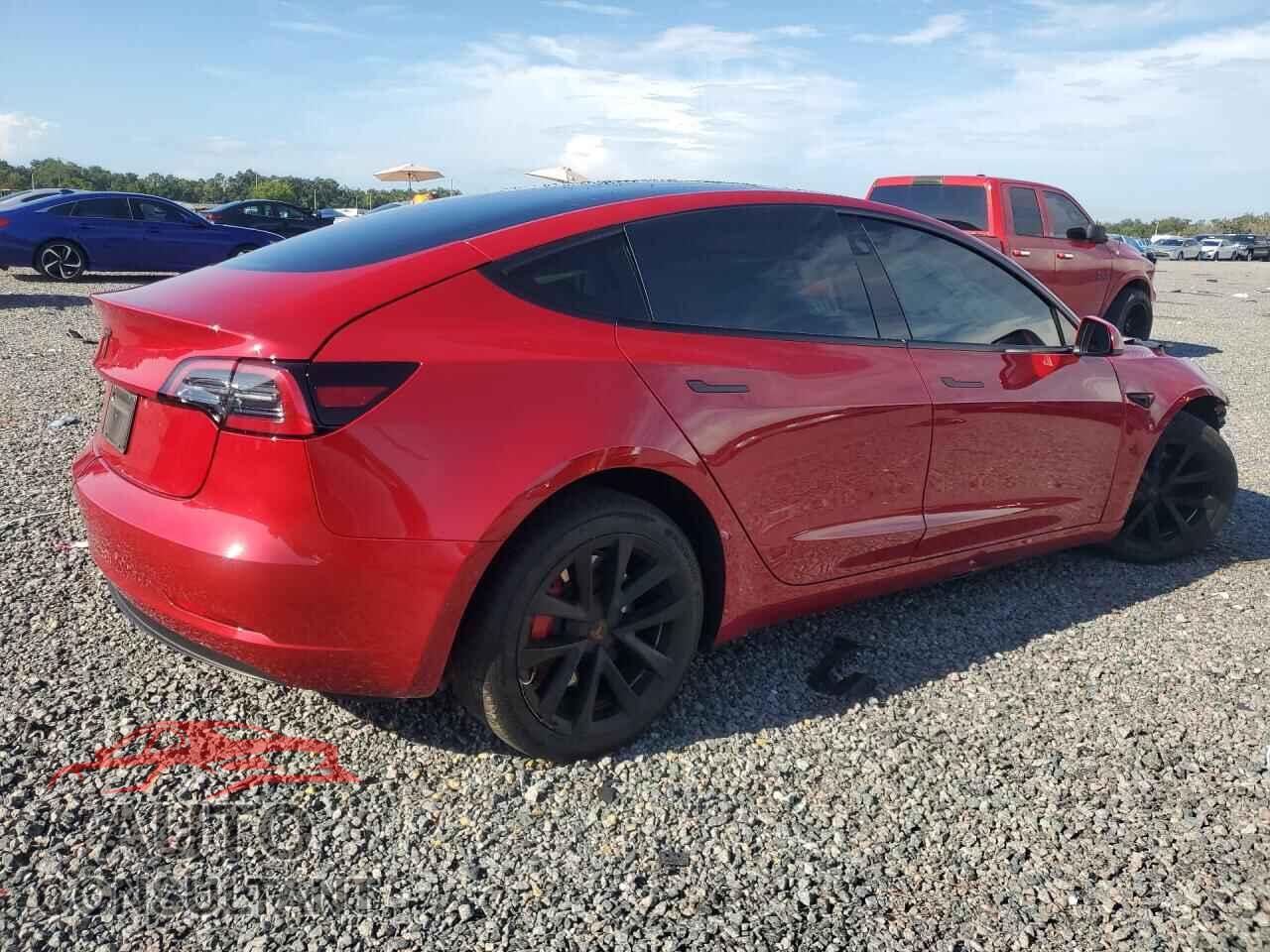 TESLA MODEL 3 2023 - 5YJ3E1EA4PF661077