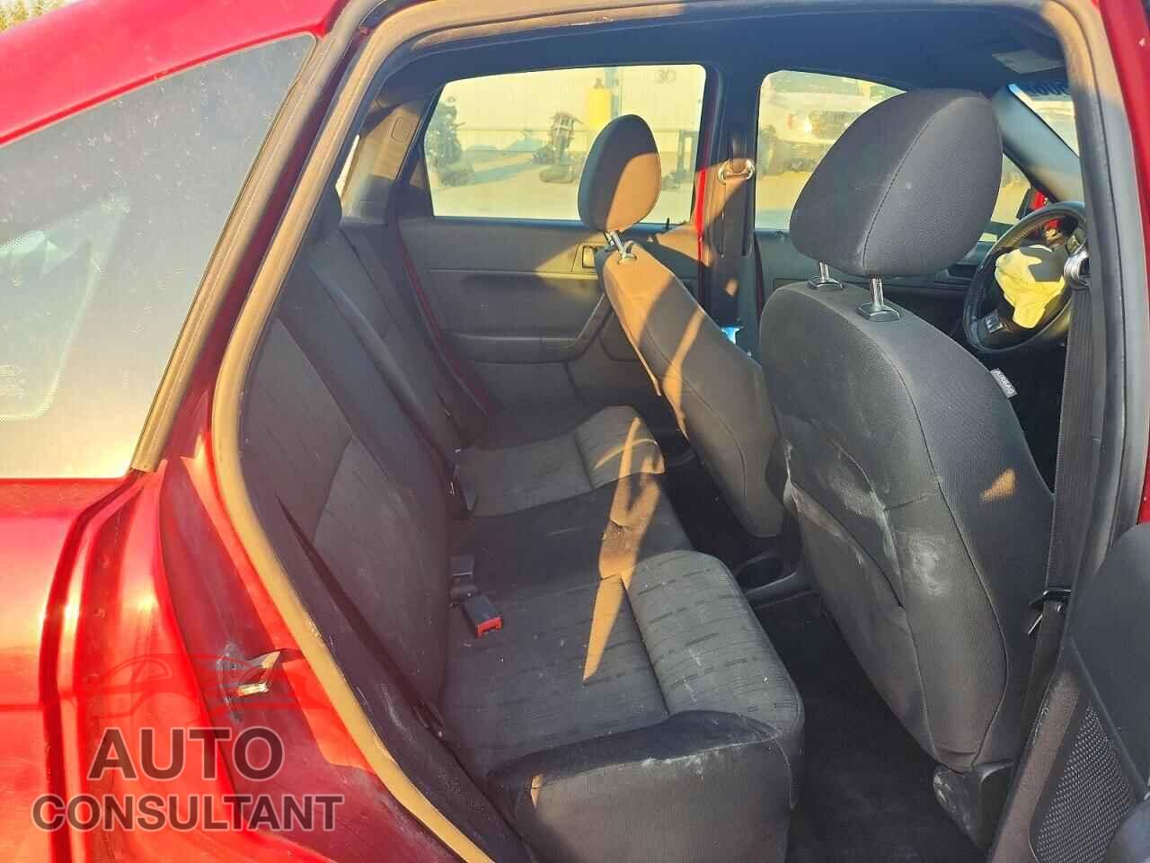 FORD FOCUS 2011 - 1FAHP3FN1BW117210