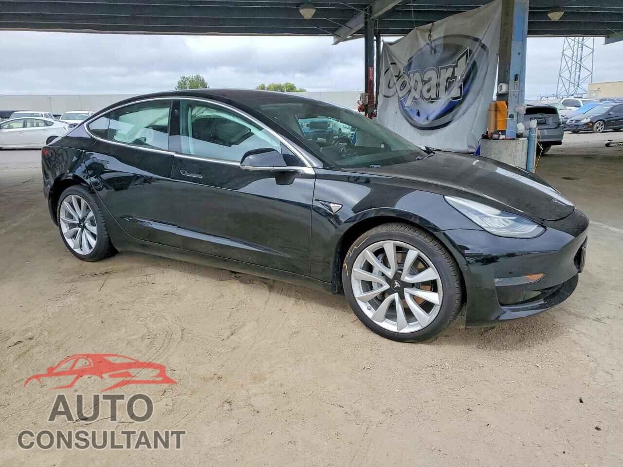 TESLA MODEL 3 2018 - 5YJ3E1EA4JF075857