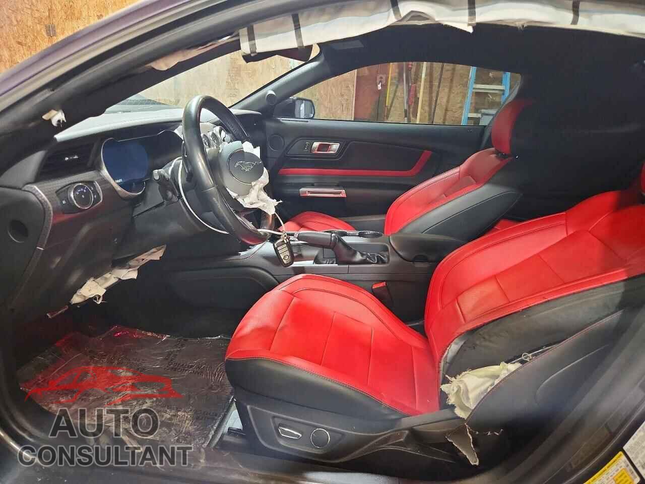 FORD MUSTANG 2018 - 1FA6P8CFXJ5154908