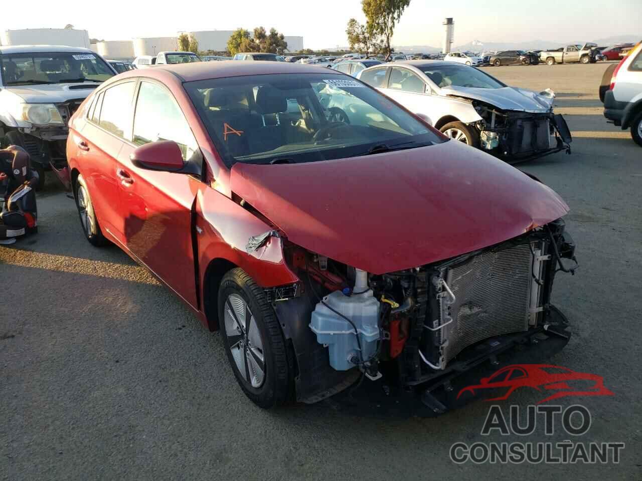 HYUNDAI IONIQ 2019 - KMHC65LC8KU170600