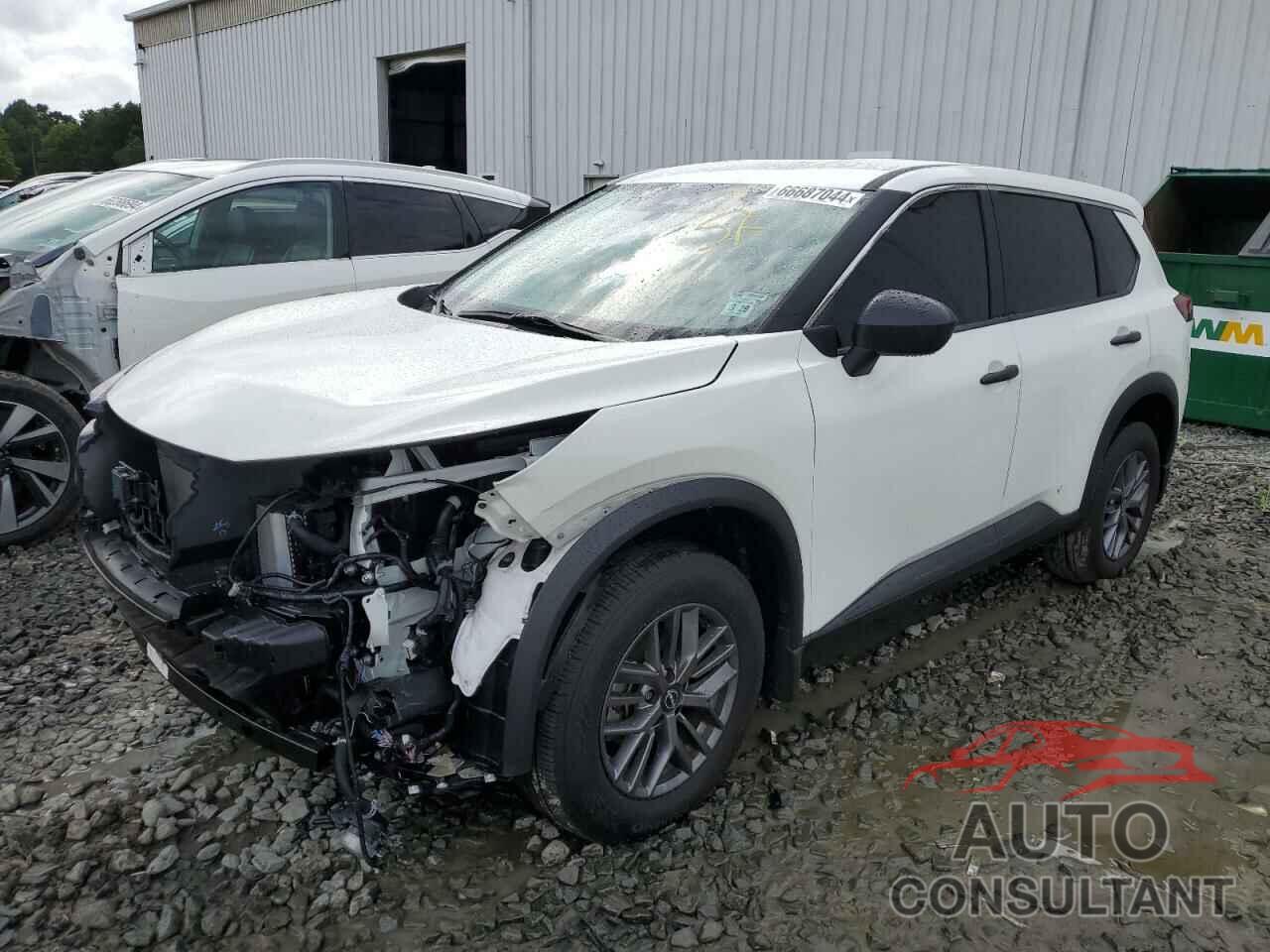 NISSAN ROGUE 2023 - 5N1BT3AB1PC928471