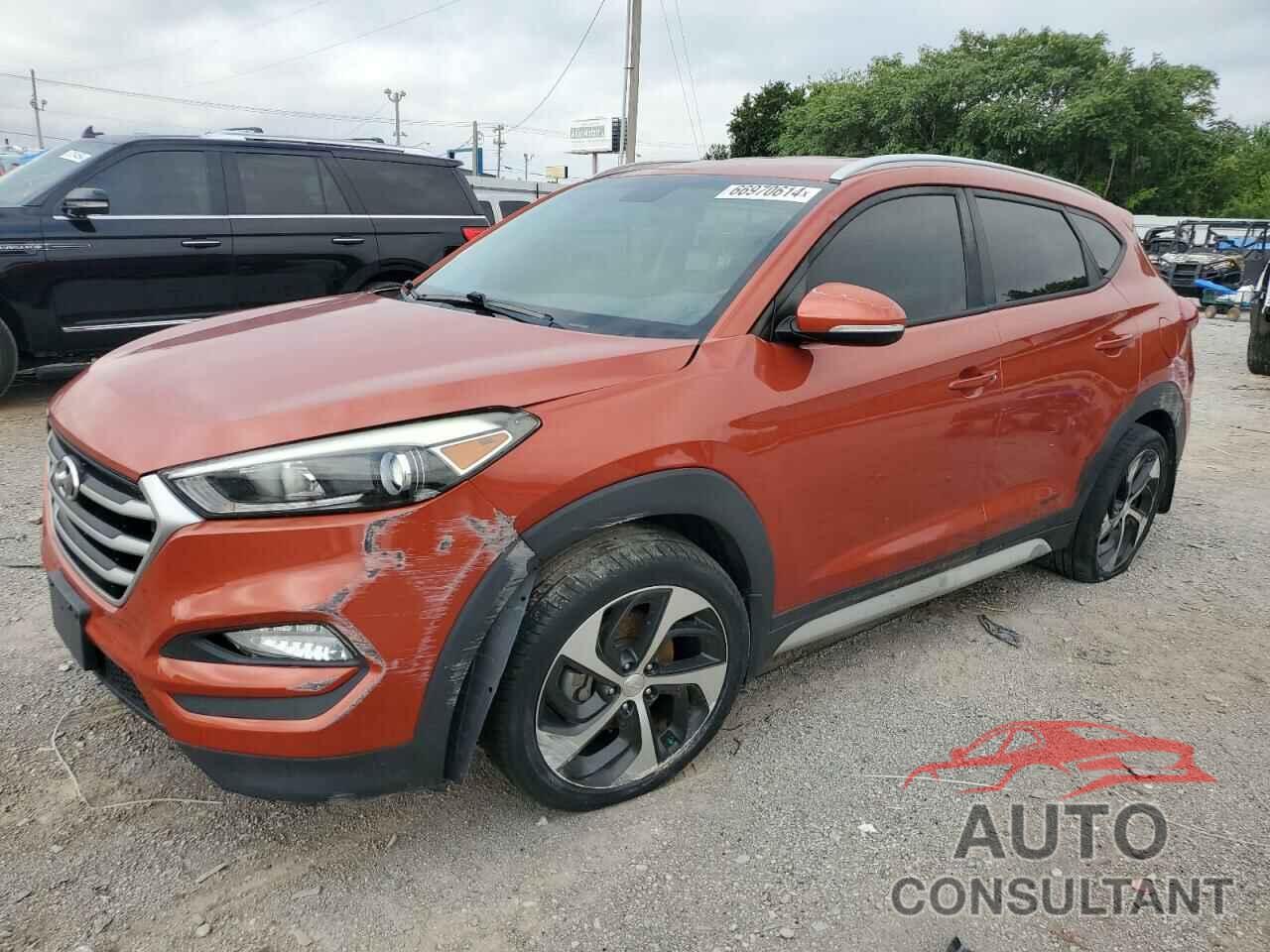 HYUNDAI TUCSON 2017 - KM8J33A23HU517564