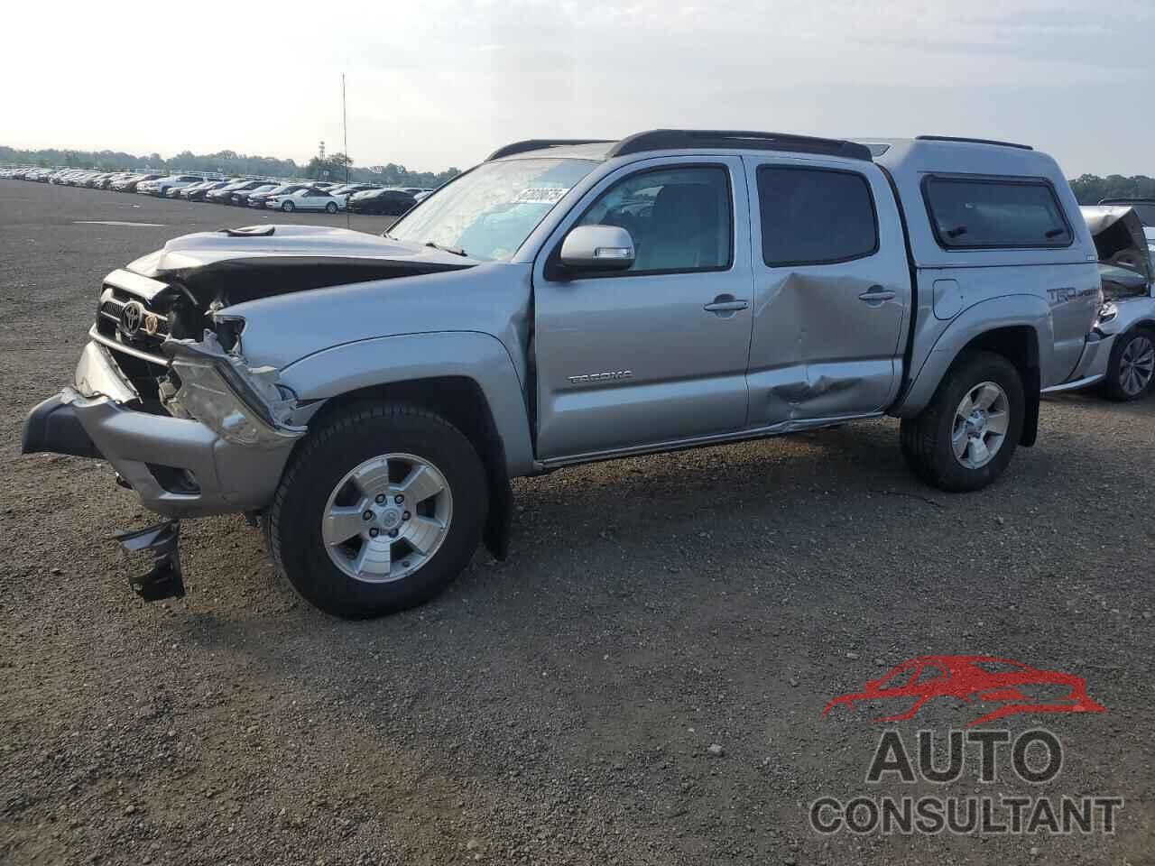 TOYOTA TACOMA 2015 - 5TFLU4EN4FX141893