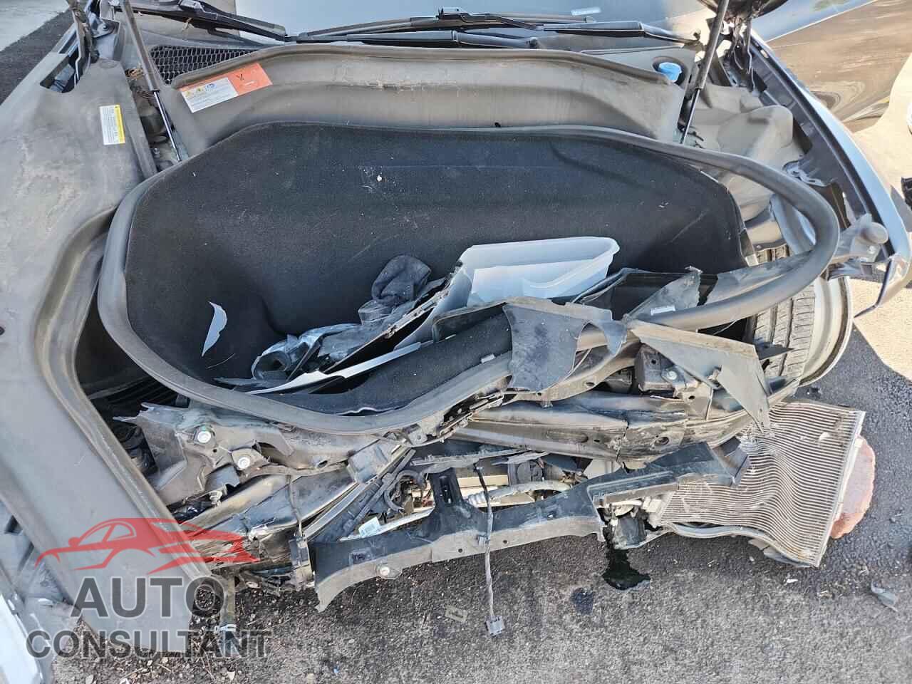 TESLA MODEL S 2015 - 5YJSA1E24FF116267