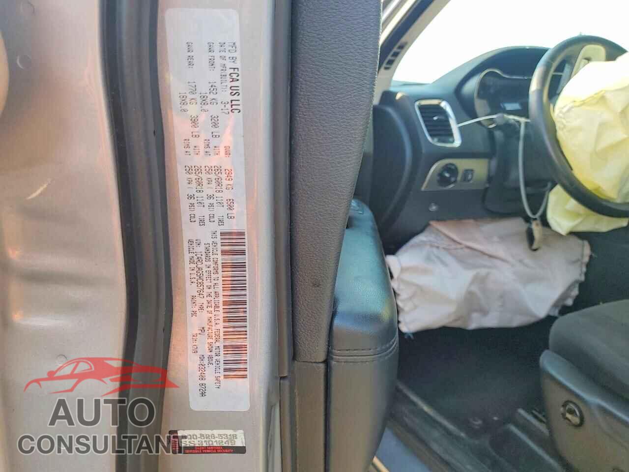 DODGE DURANGO 2017 - 1C4RDJAG5HC857647