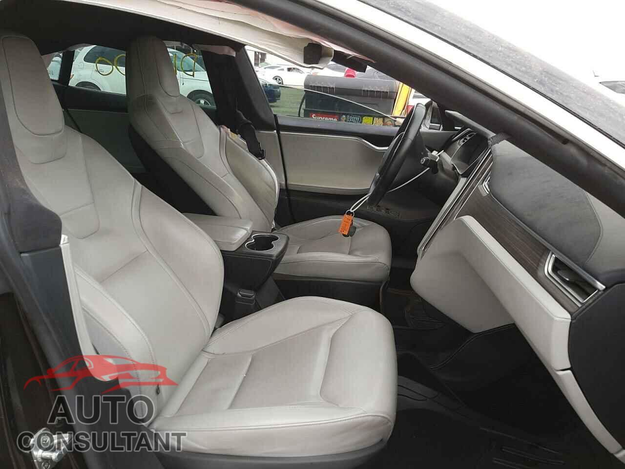 TESLA MODEL S 2016 - 5YJSA1E18GF131234