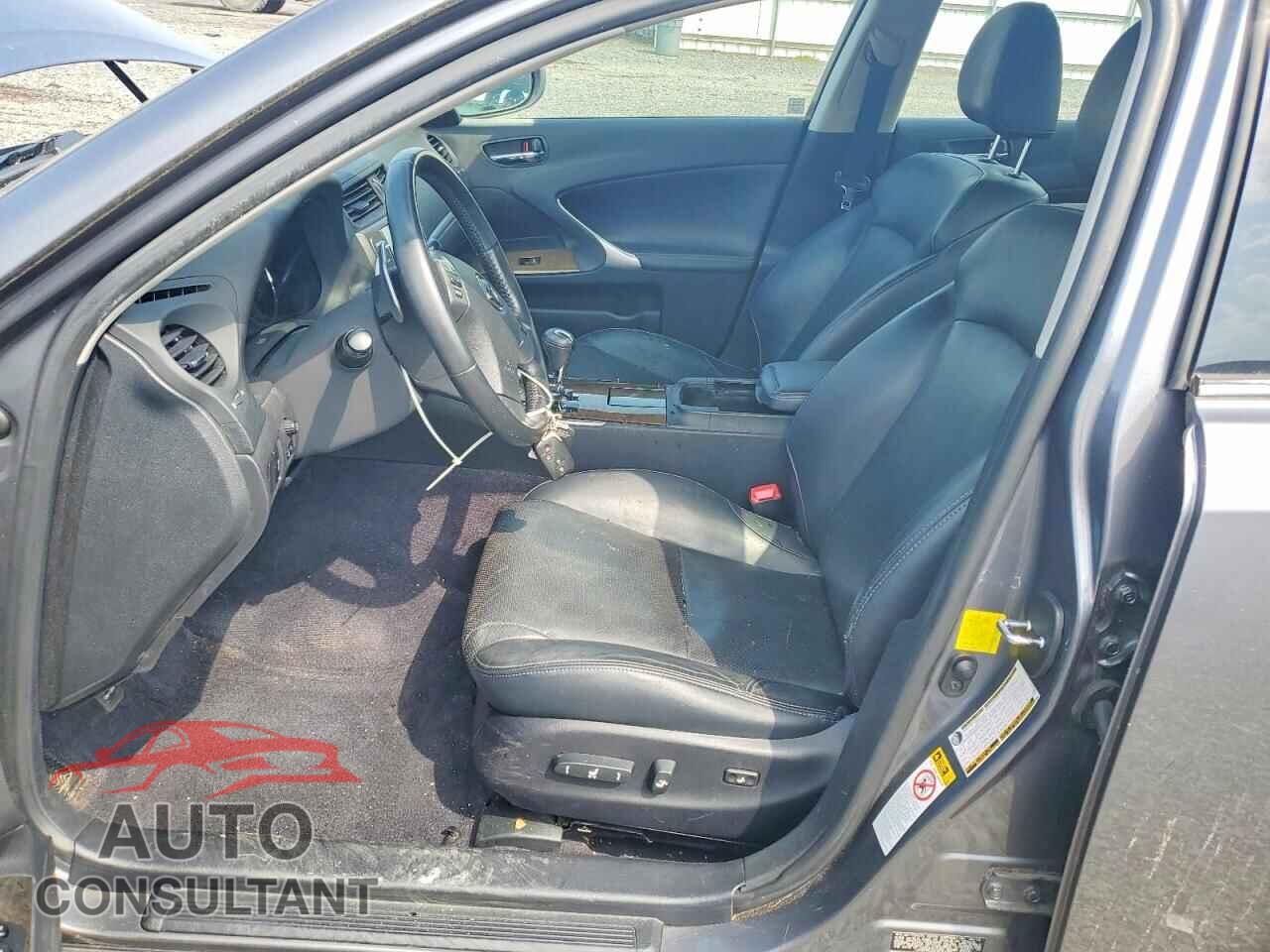 LEXUS IS 2013 - JTHCF5C22D5063291