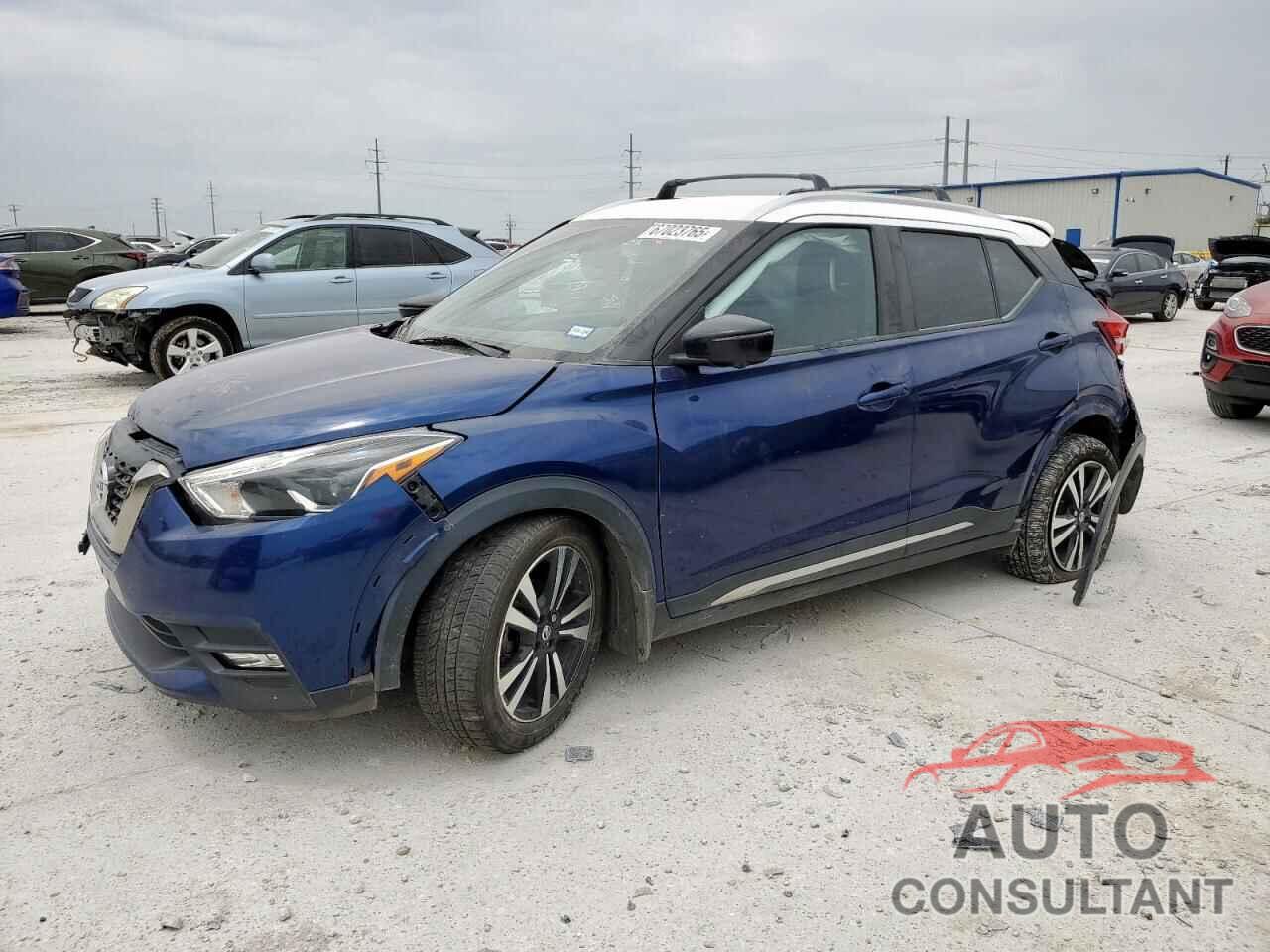 NISSAN KICKS 2018 - 3N1CP5CU8JL534245