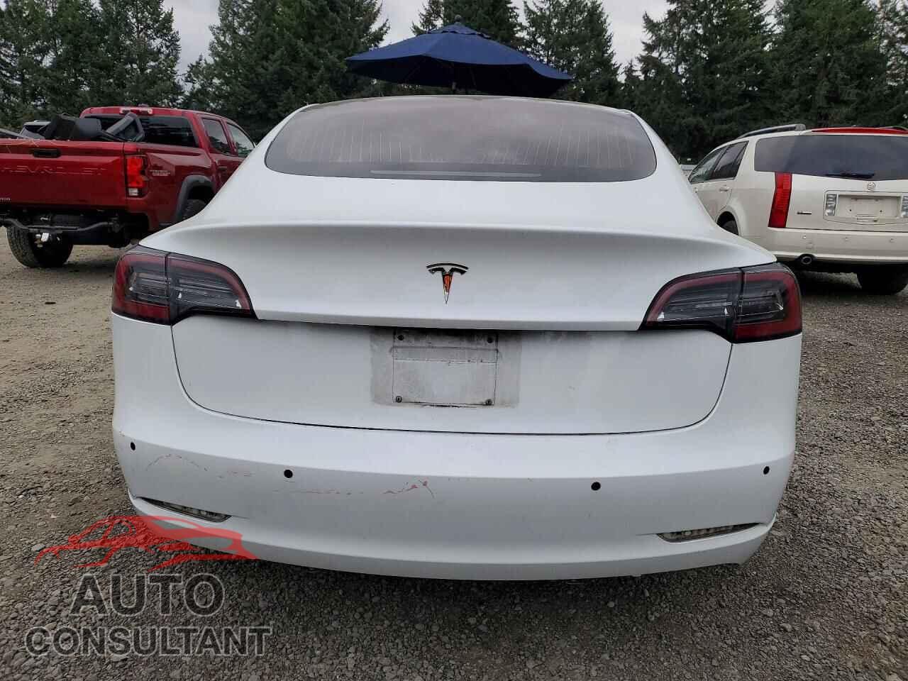 TESLA MODEL 3 2018 - 5YJ3E1EA6JF043623