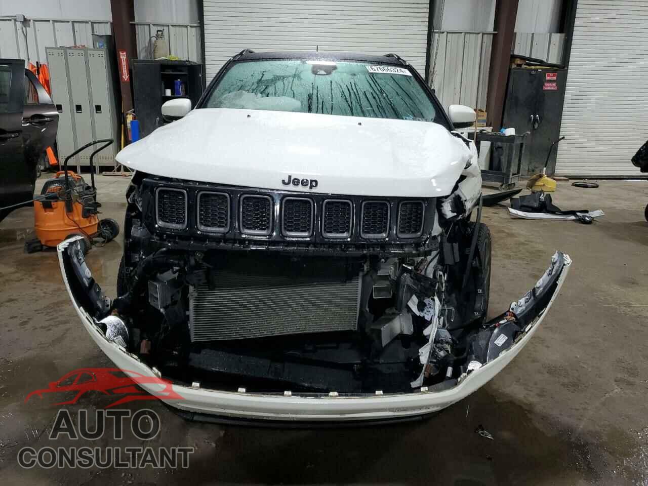 JEEP COMPASS 2019 - 3C4NJDCB5KT797228