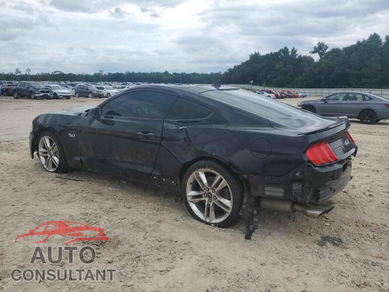FORD MUSTANG 2020 - 1FA6P8CF3L5154557