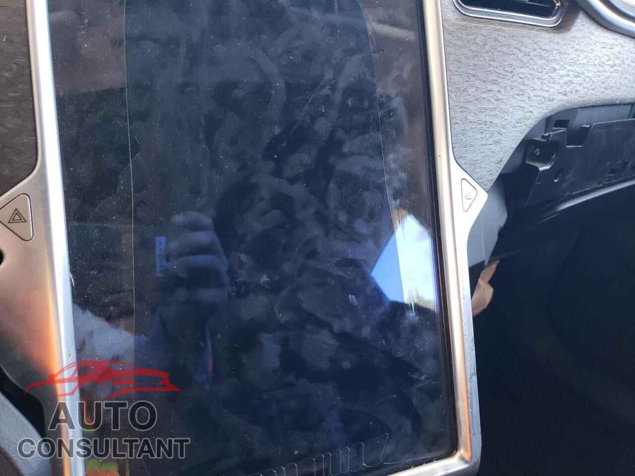 TESLA MODEL S 2013 - 5YJSA1CN1DFP05917