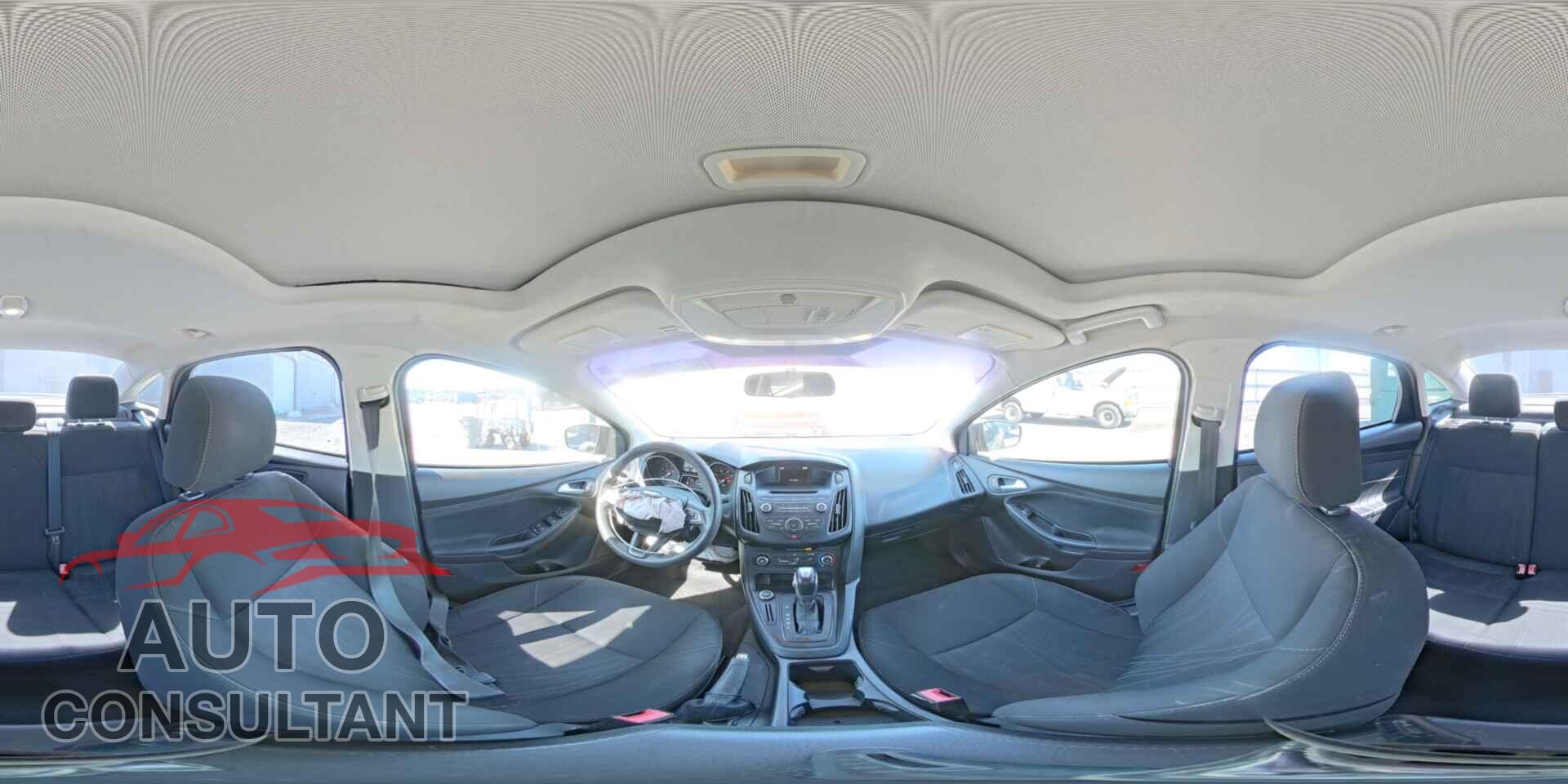 FORD FOCUS 2015 - 1FADP3F26FL329208