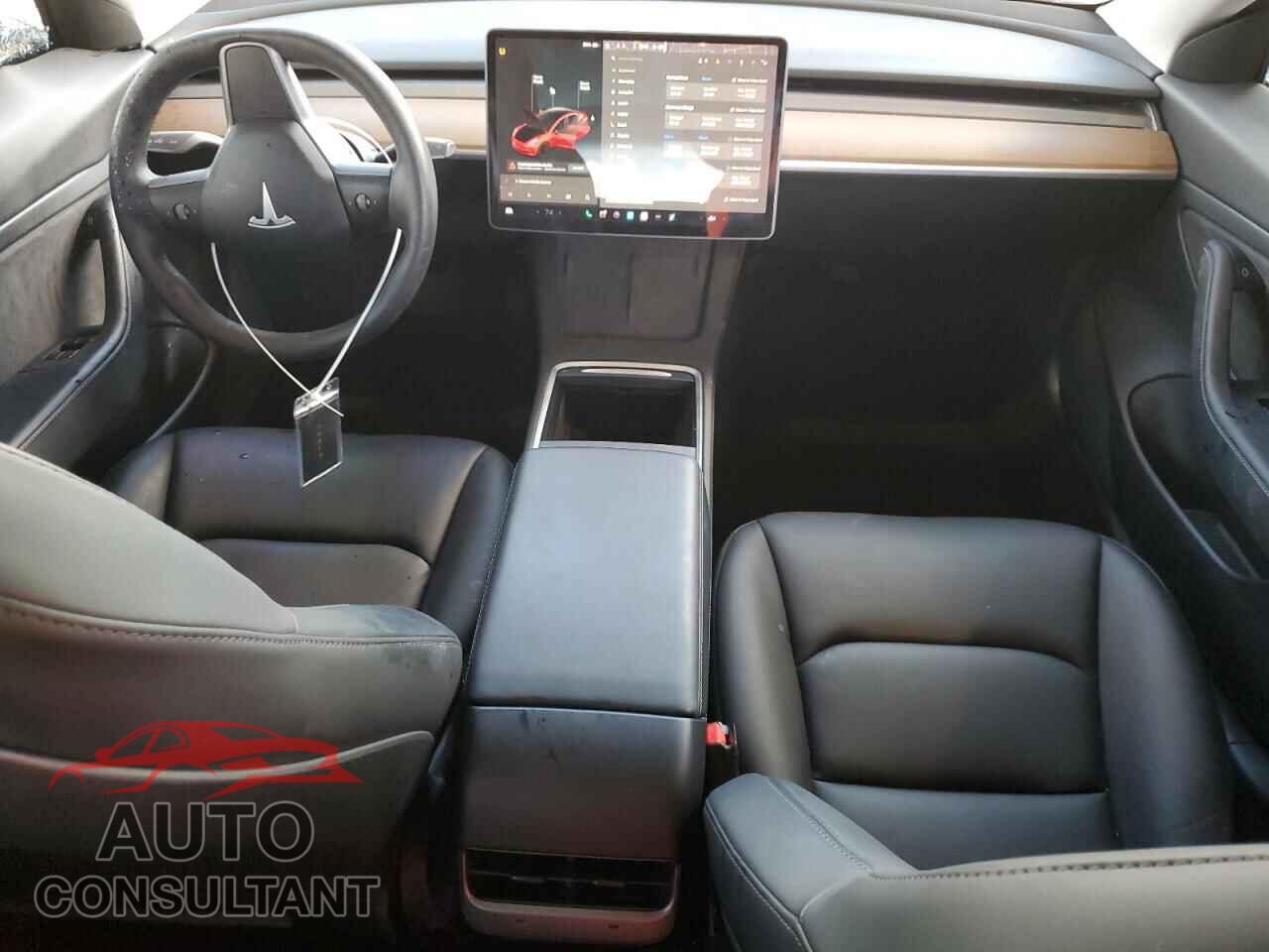 TESLA MODEL 3 2021 - 5YJ3E1EA1MF921236