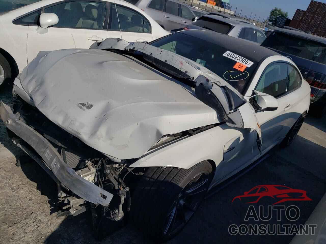 BMW M4 2015 - WBS3R9C59FK329395
