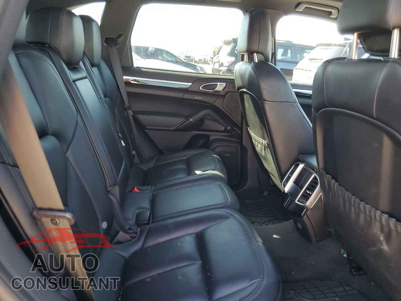 PORSCHE CAYENNE 2017 - WP1AE2A2XHLA75668