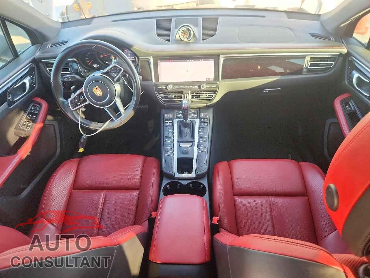PORSCHE MACAN 2021 - WP1AA2A53MLB14858