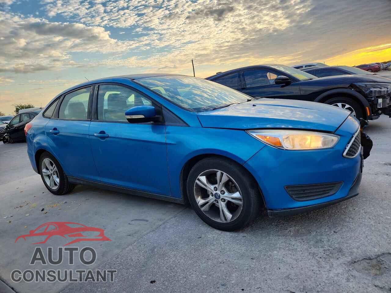 FORD FOCUS 2015 - 1FADP3F25FL383194