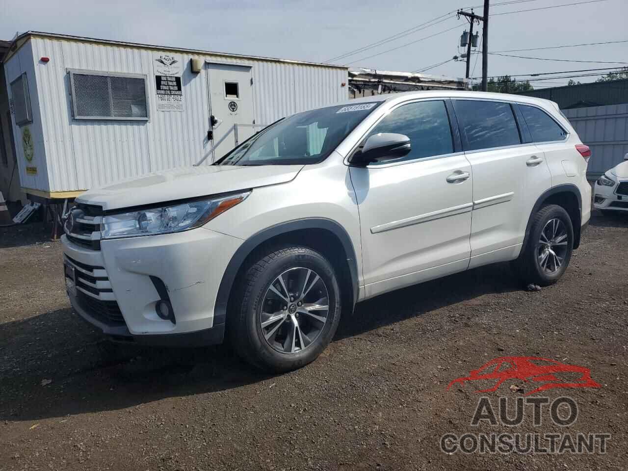 TOYOTA HIGHLANDER 2018 - 5TDBZRFH2JS844720