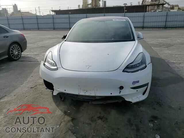 TESLA MODEL 3 2019 - 5YJ3E1EA7KF300211