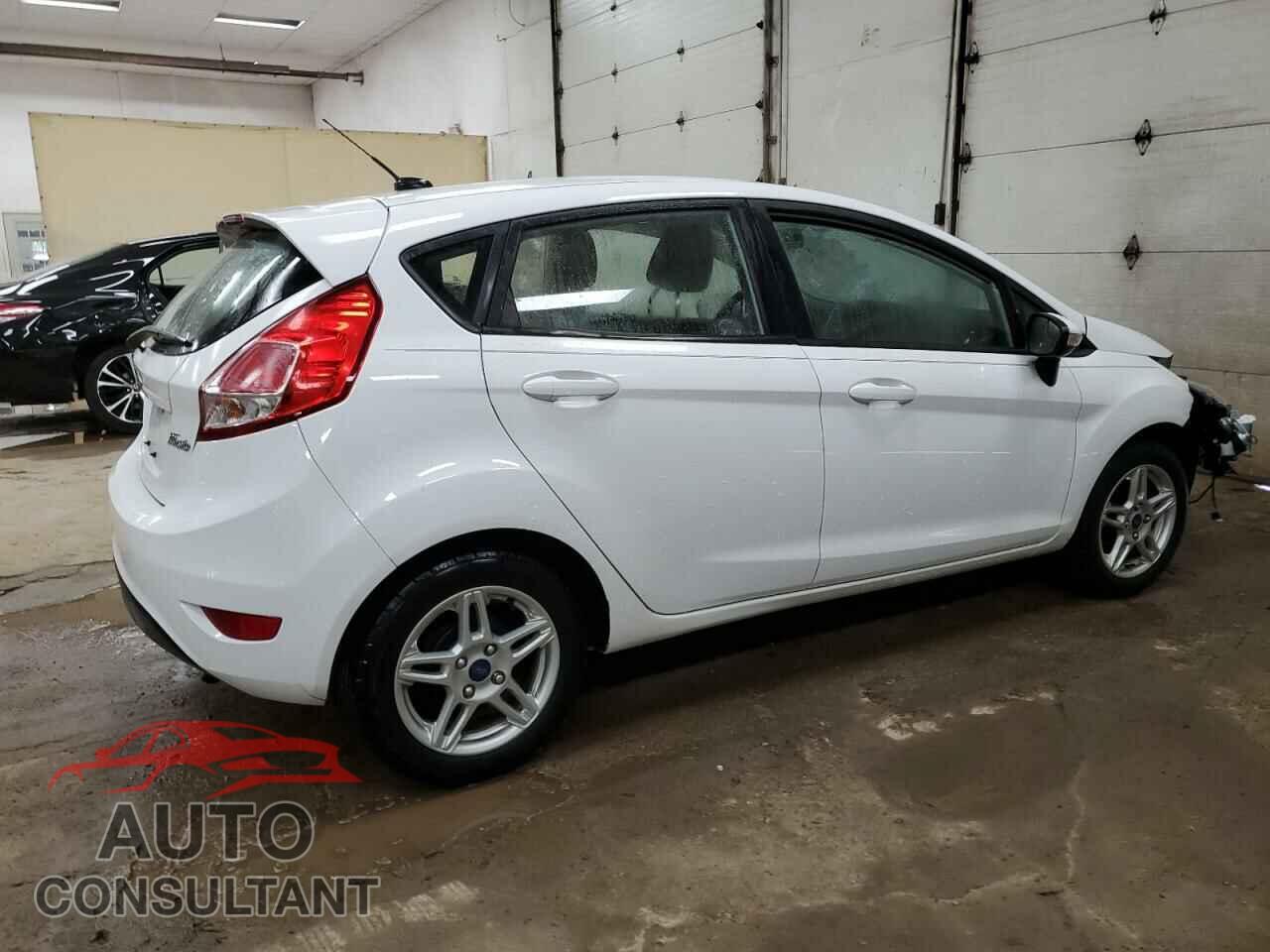 FORD FIESTA 2017 - 3FADP4EJXHM169785