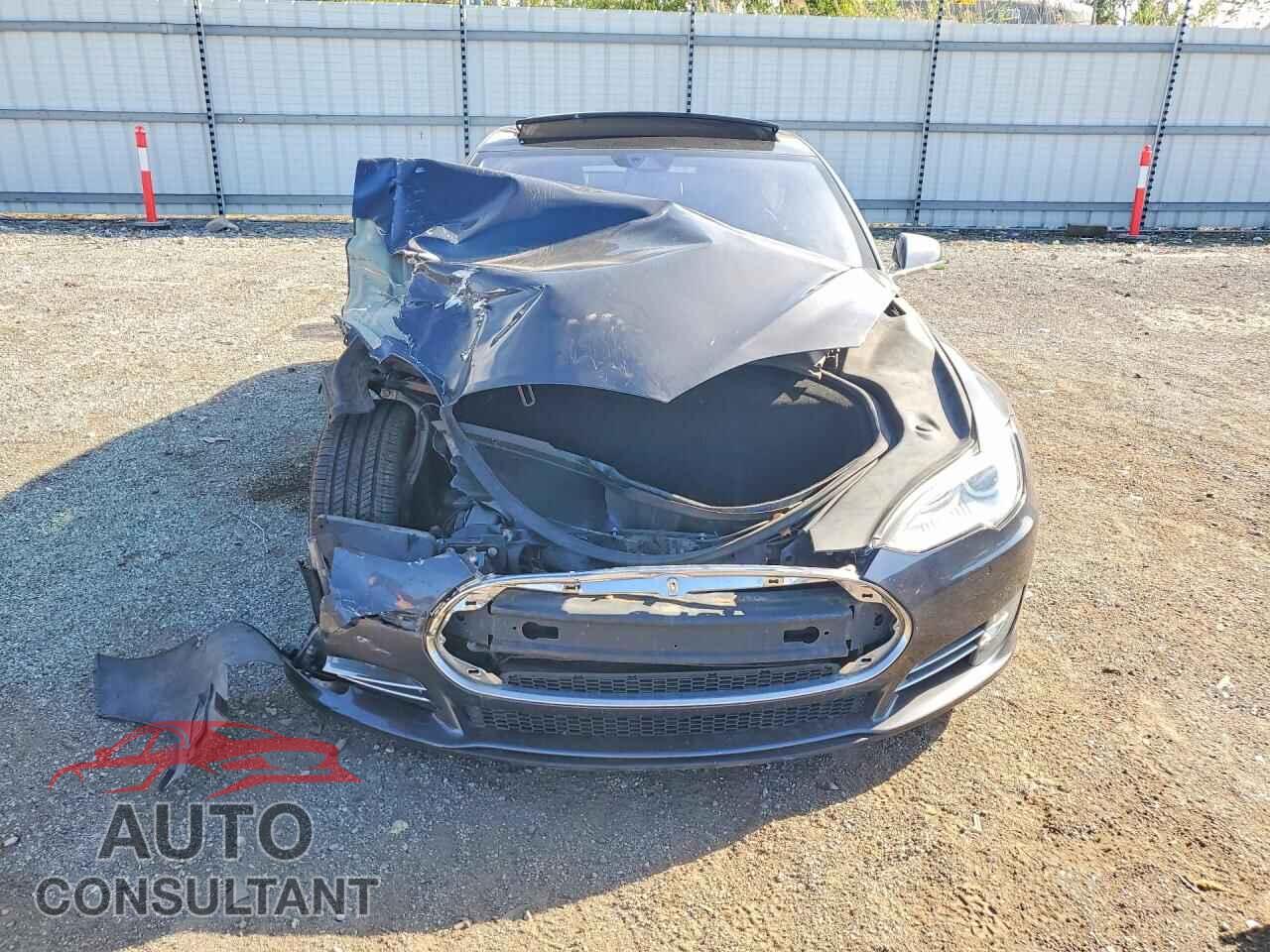 TESLA MODEL S 2015 - 5YJSA1E23FF109486