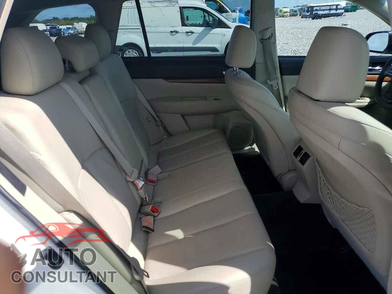 SUBARU OUTBACK 2013 - 4S4BRBKC5D3238900
