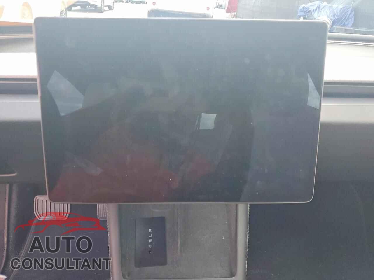 TESLA MODEL 3 2024 - 5YJ3E1EB9RF854224