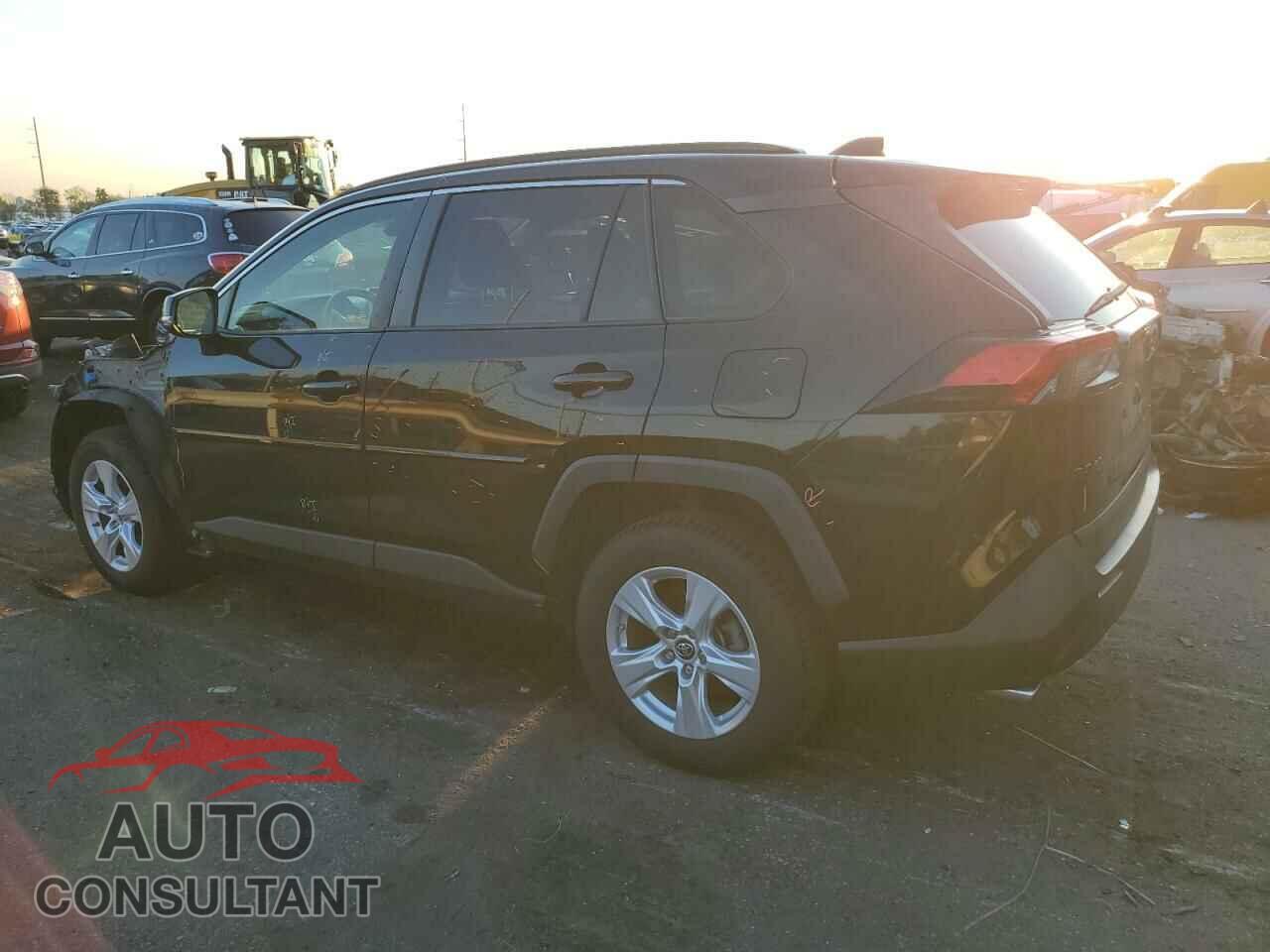TOYOTA RAV4 2019 - JTMP1RFV2KD014867