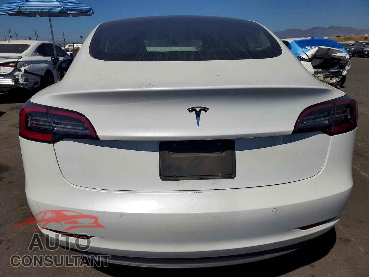 TESLA MODEL 3 2020 - 5YJ3E1EA0LF660048