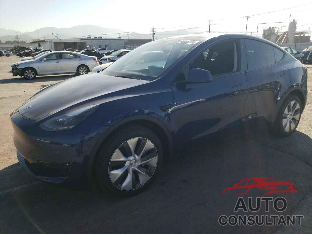 TESLA MODEL Y 2024 - 7SAYGDEE5RA250388