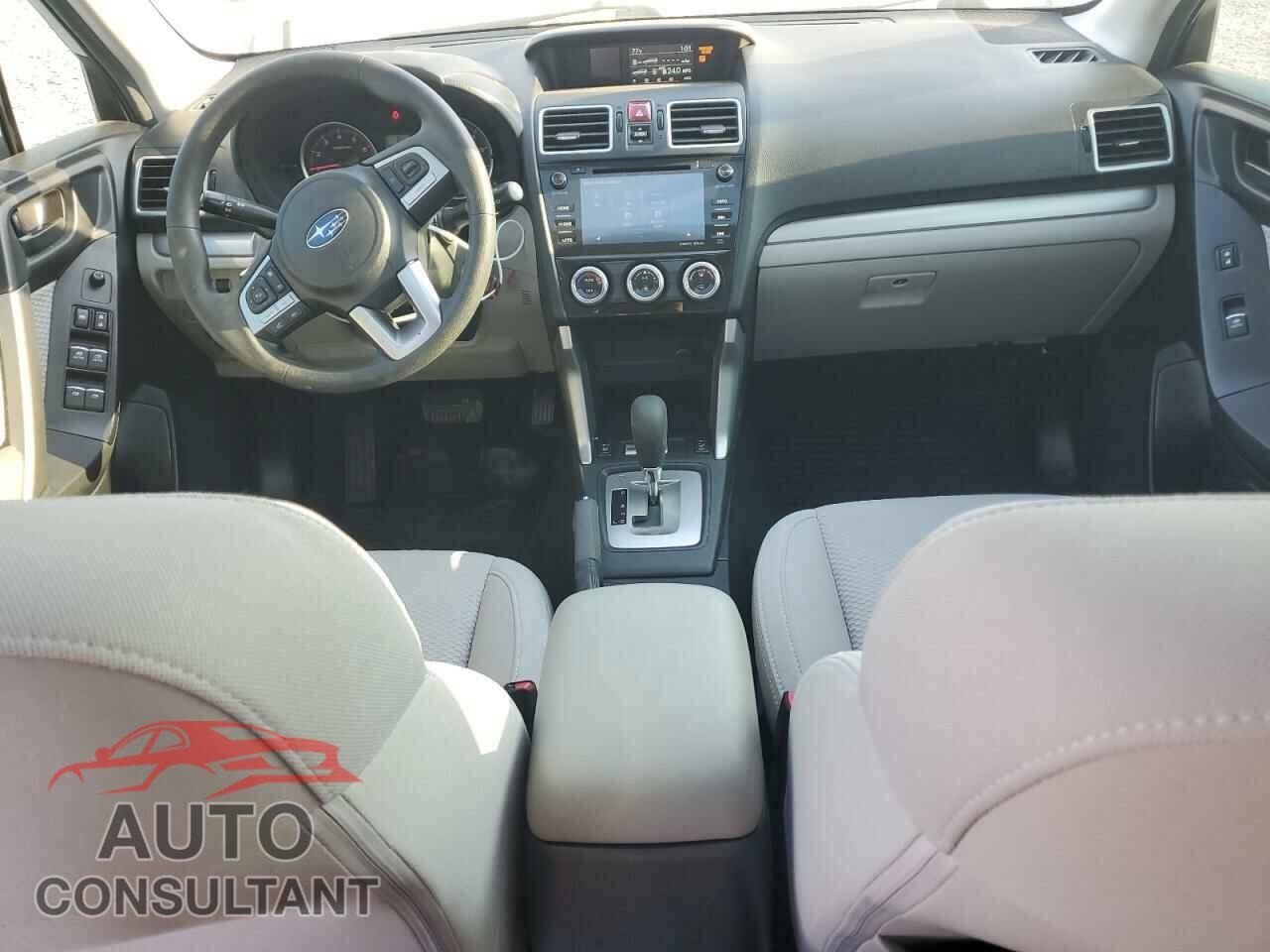 SUBARU FORESTER 2018 - JF2SJAEC6JH504247