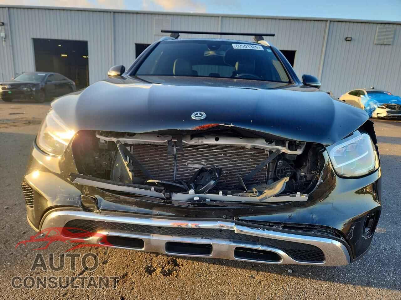 MERCEDES-BENZ GLC-CLASS 2020 - W1N0G8DB2LF771477