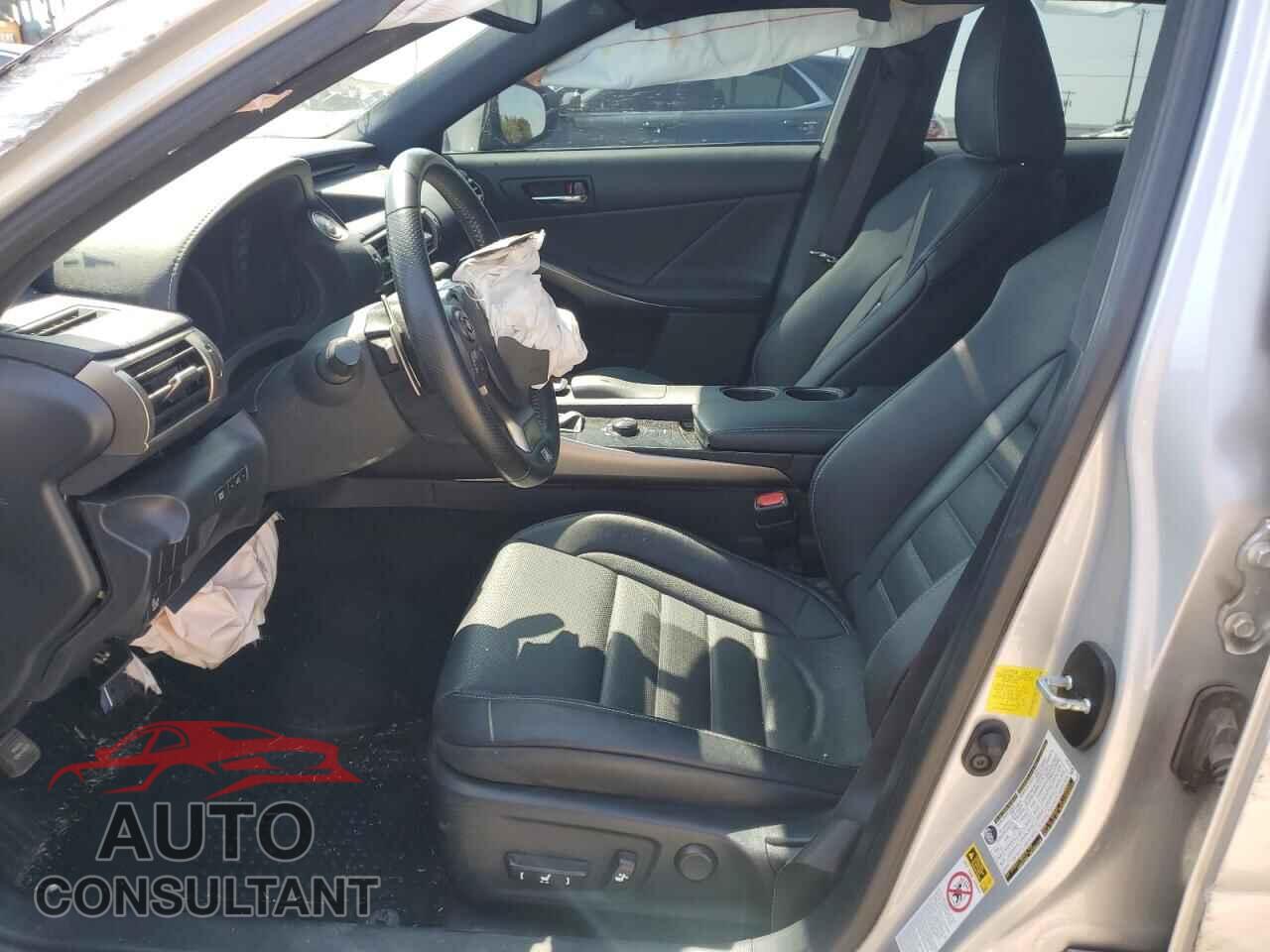 LEXUS IS 2014 - JTHCF1D29E5001251