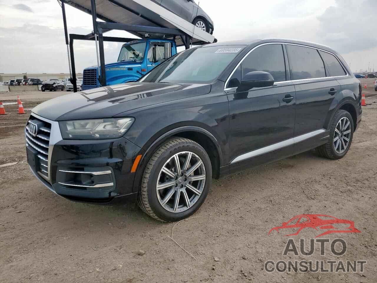AUDI Q7 2018 - WA1VAAF72JD005511