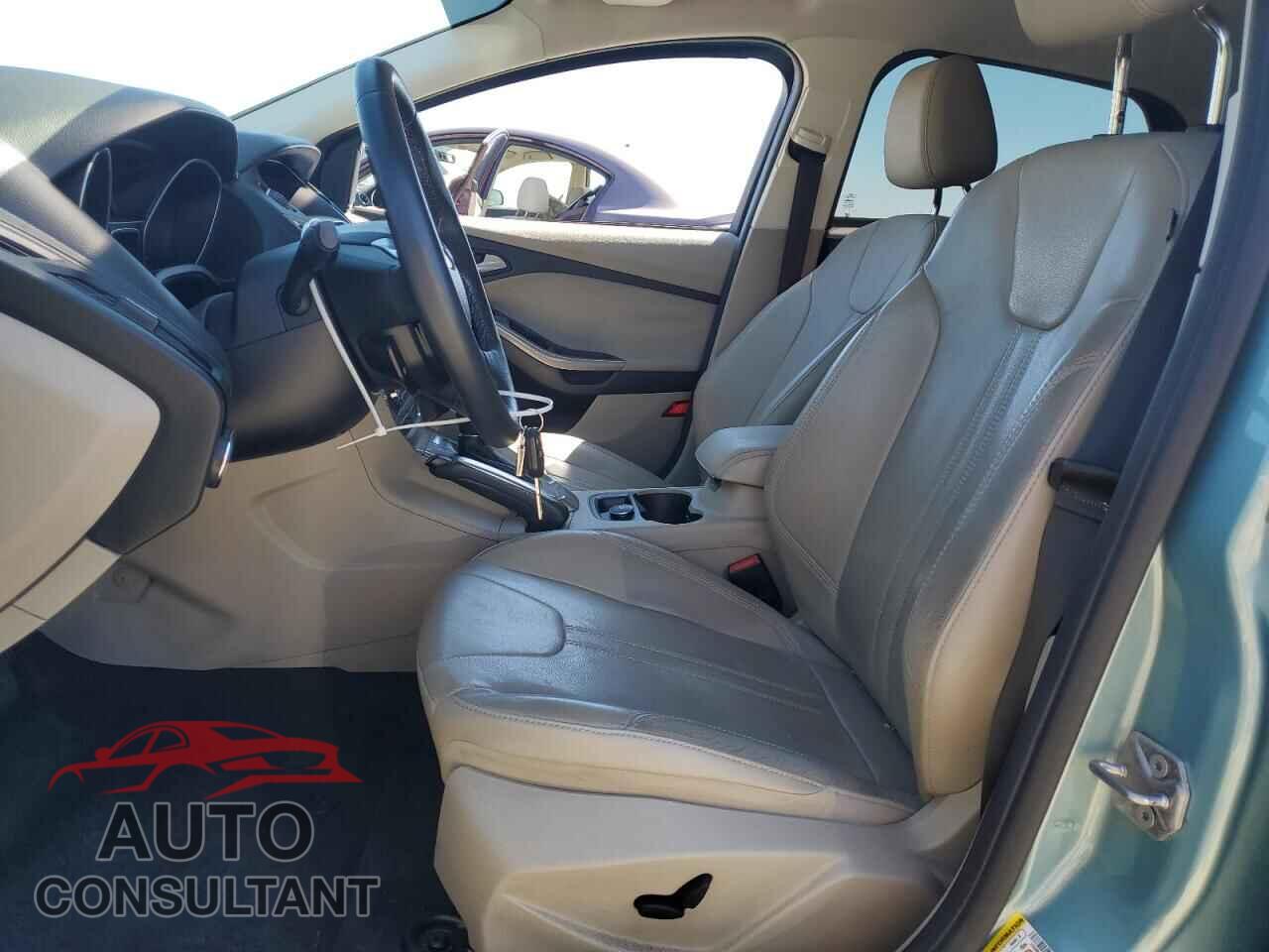 FORD FOCUS 2012 - 1FAHP3M27CL273750