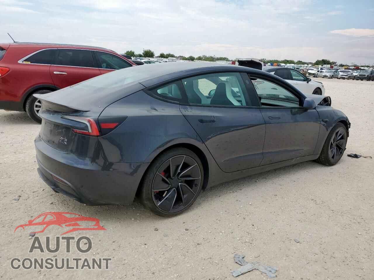 TESLA MODEL 3 2024 - 5YJ3E1ET8RF884324